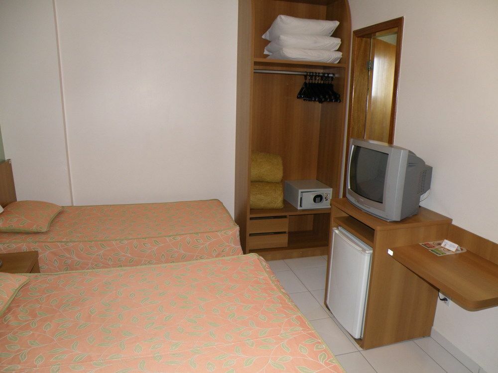Golden Dolphin Grand Hotel Caldas Novas Exterior foto